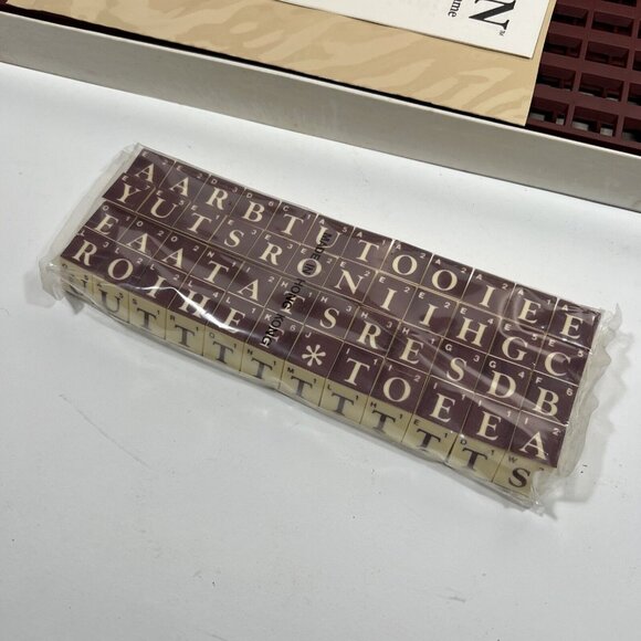 Option Vintage Double Sided Word Board Game Parker Brothers 1983 Complete NIOB - Picture 8 of 9